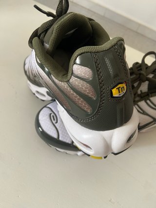 Nike Air Max Plus TN Verdes Blancas
