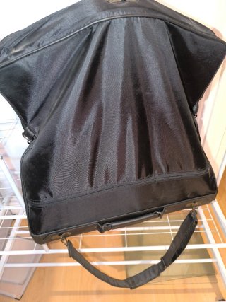 Funda de viaje para trajes negra