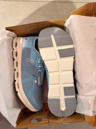 Zapatillas On Cloud Sky Talla 38.5