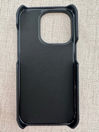 Funda iPhone 15 Pro INSÉRIF Nueva