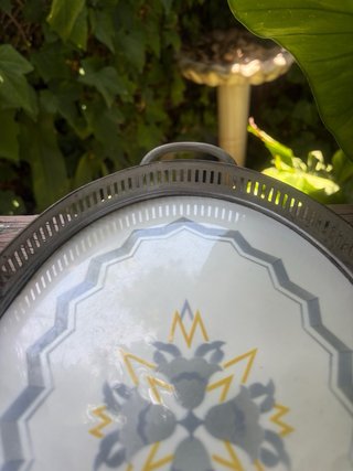 BANDEJA MAYÓLICA MODERNISTA.