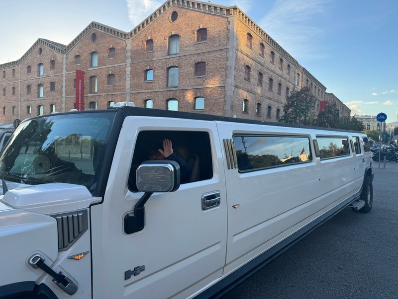 Hummer limusina H2 2005 - foto 1
