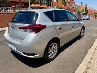 Toyota Auris 2017 Híbrido 140h