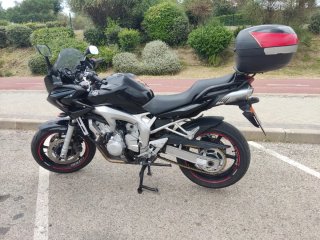 Yamaha FZ6 S ABS 2006 con pantalla