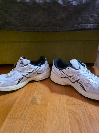 Asics GEL-1130 Nuevas Talla 43,5( Identicas)