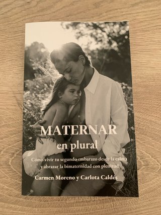 Libro Maternar en plural sin estrenar