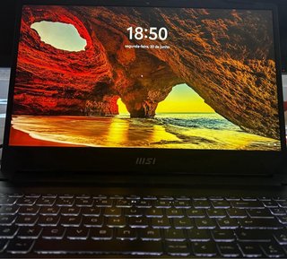 MSI Pulse GL66 12UGK em Excelente estado