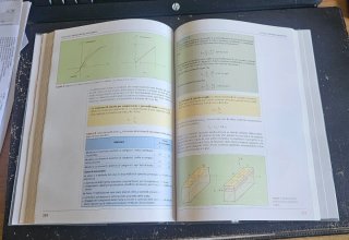 Libro scolastico