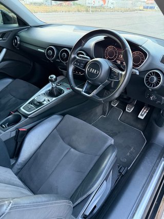 Audi TT 2015