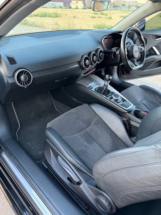 Audi TT 2015