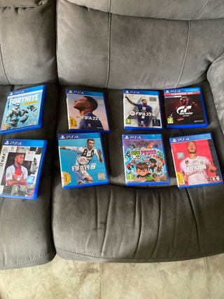 Lote 8 Videogiochi PS4: FIFA, Fortnite, Gran Turismo