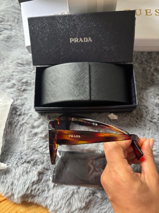 Gafas de sol Prada Tortoise