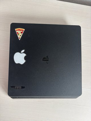 Consola PS4 Slim