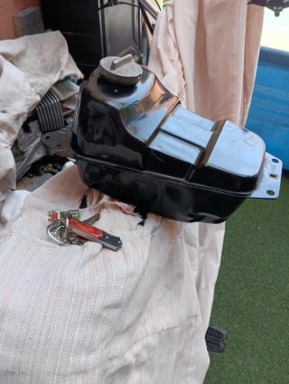Depósito Gasolina Honda Wallaroo PK50S