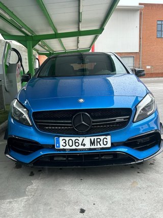Mercedes-Benz AMG A45