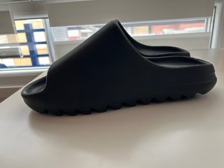 Adidas Yeezy Slide Onyx