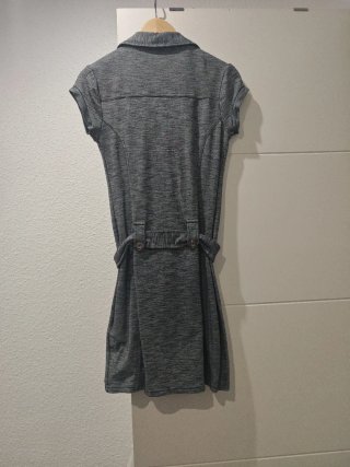 Vestido Guess gris