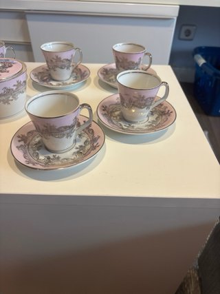 Juego de té/café con dos  jarras y azucarero (11)