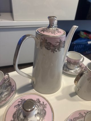 Juego de té/café con dos  jarras y azucarero (11)