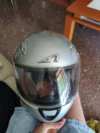 Casco de moto negro + 1 de regalo