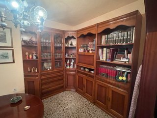 Mueble de salón de madera