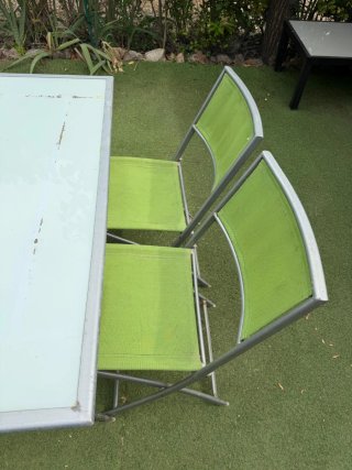Mesa y 4 Sillas Jardín