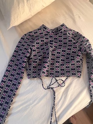 Crop top Zara estampado