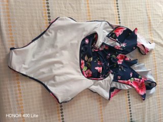 Bañador floral azul y rosa