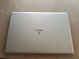 Portátil Intel i5 8GB RAM 238GB NVME