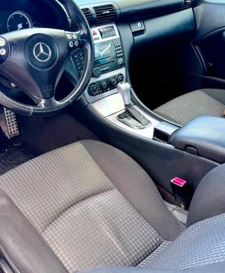 Mercedes-Benz Clase C 2005