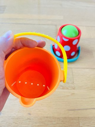 Cubos Hape para jugar con agua