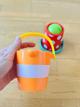 Cubos Hape para jugar con agua