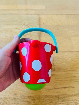 Cubos Hape para jugar con agua
