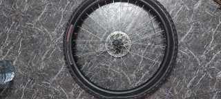 Rueda MTB 26 Completa Disco Shimano