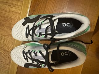 Zapatillas ON Cloudboom MAX Talla 42,5