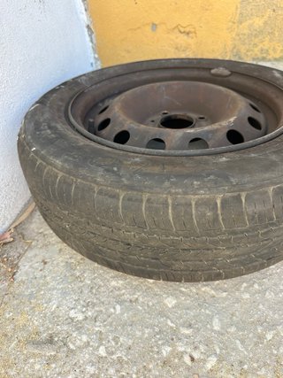 Neumáticos seminuevos