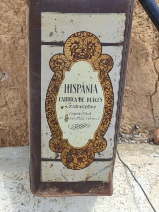 Lata antigua  modernista Hispania Fábrica de Dulce