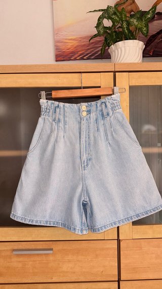 Pantalón corto