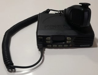 Emisora Kenwood TK8302E UHF PMR