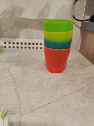 Vajilla de plástico verde