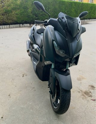 Yamaha X Max 300 Iron Max Negra