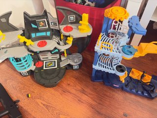 Lote Imaginext Batcueva