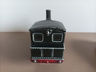 Locomotora Negra Cerámica Decorativa