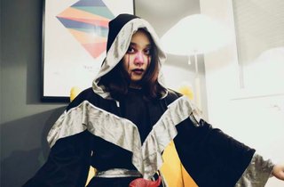 Disfraz Halloween Túnica Negra y Roja