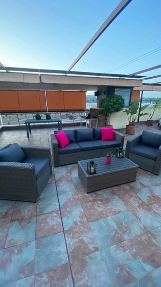 Sofá y sillones de jardín trenzados