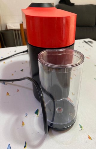 Cafetera Nespresso Vertuo Pop Roja