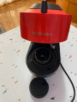 Cafetera Nespresso Vertuo Pop Roja