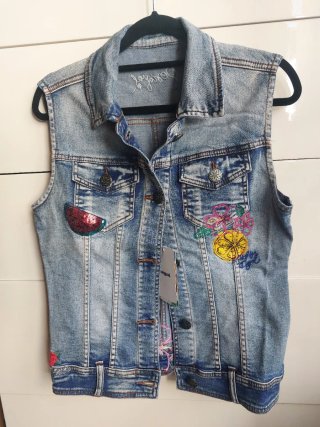 Chaleco Desigual Nuevo