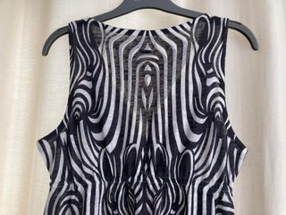 Vestido vintage largo sin magas Custo Barcelona