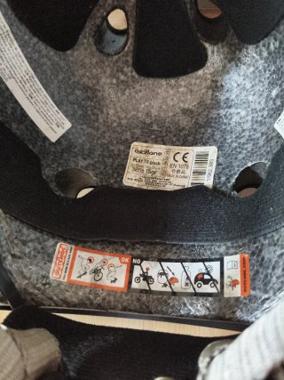 2 Cascos y  proteccion rodillas Oxelo XXS